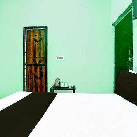 Hotel O Mochu Vatika Marriage Hall & Guest House Patna  Bagian luar foto