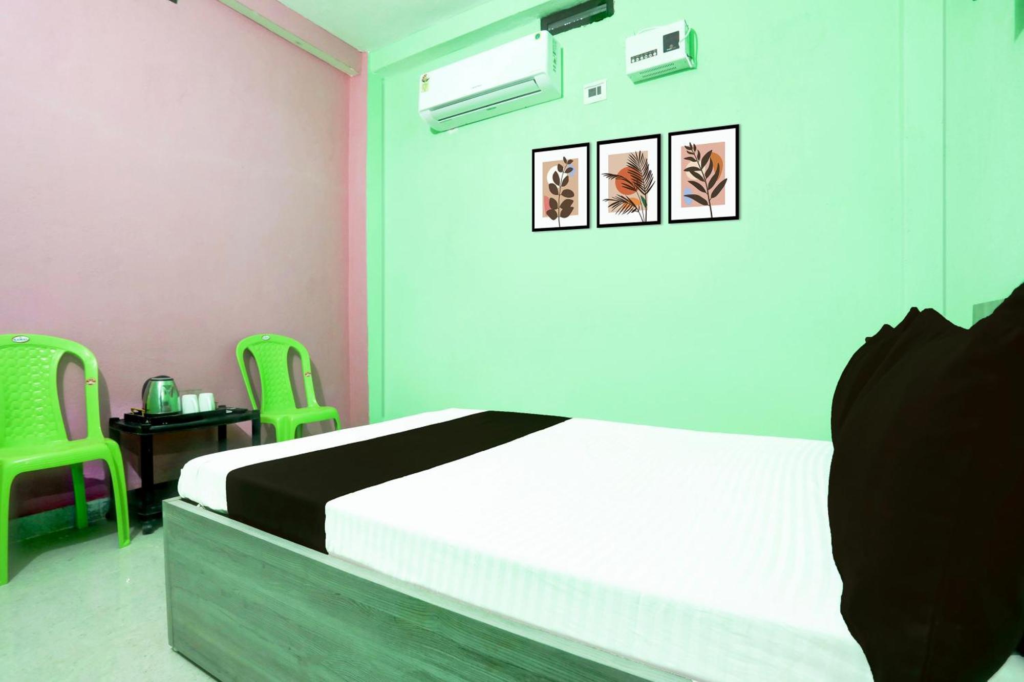 Hotel O Mochu Vatika Marriage Hall & Guest House Patna  Bagian luar foto