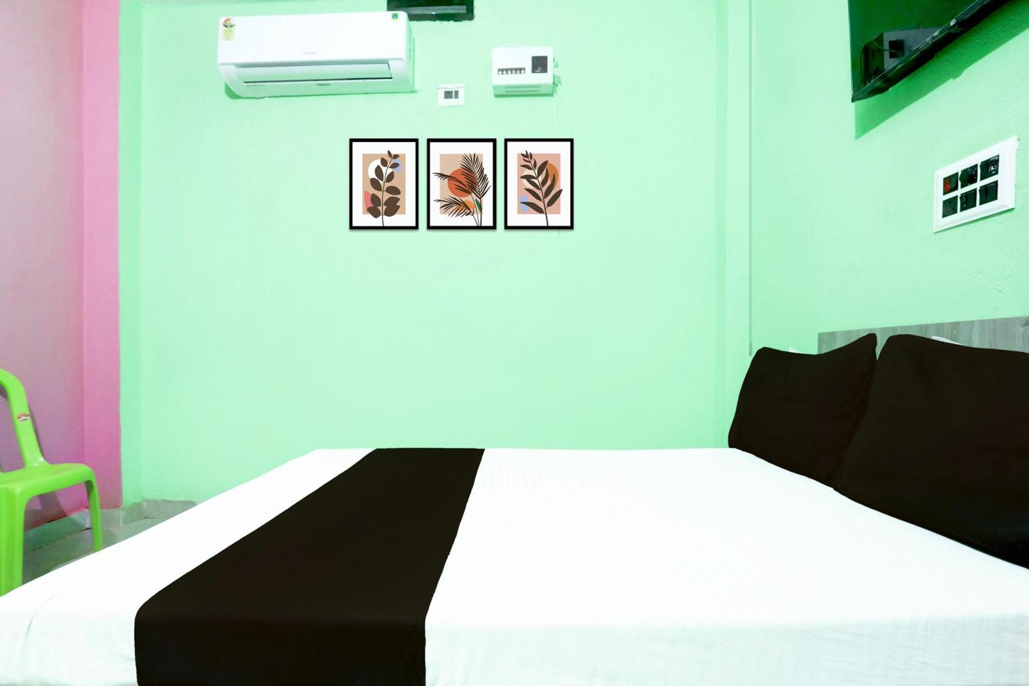 Hotel O Mochu Vatika Marriage Hall & Guest House Patna  Bagian luar foto