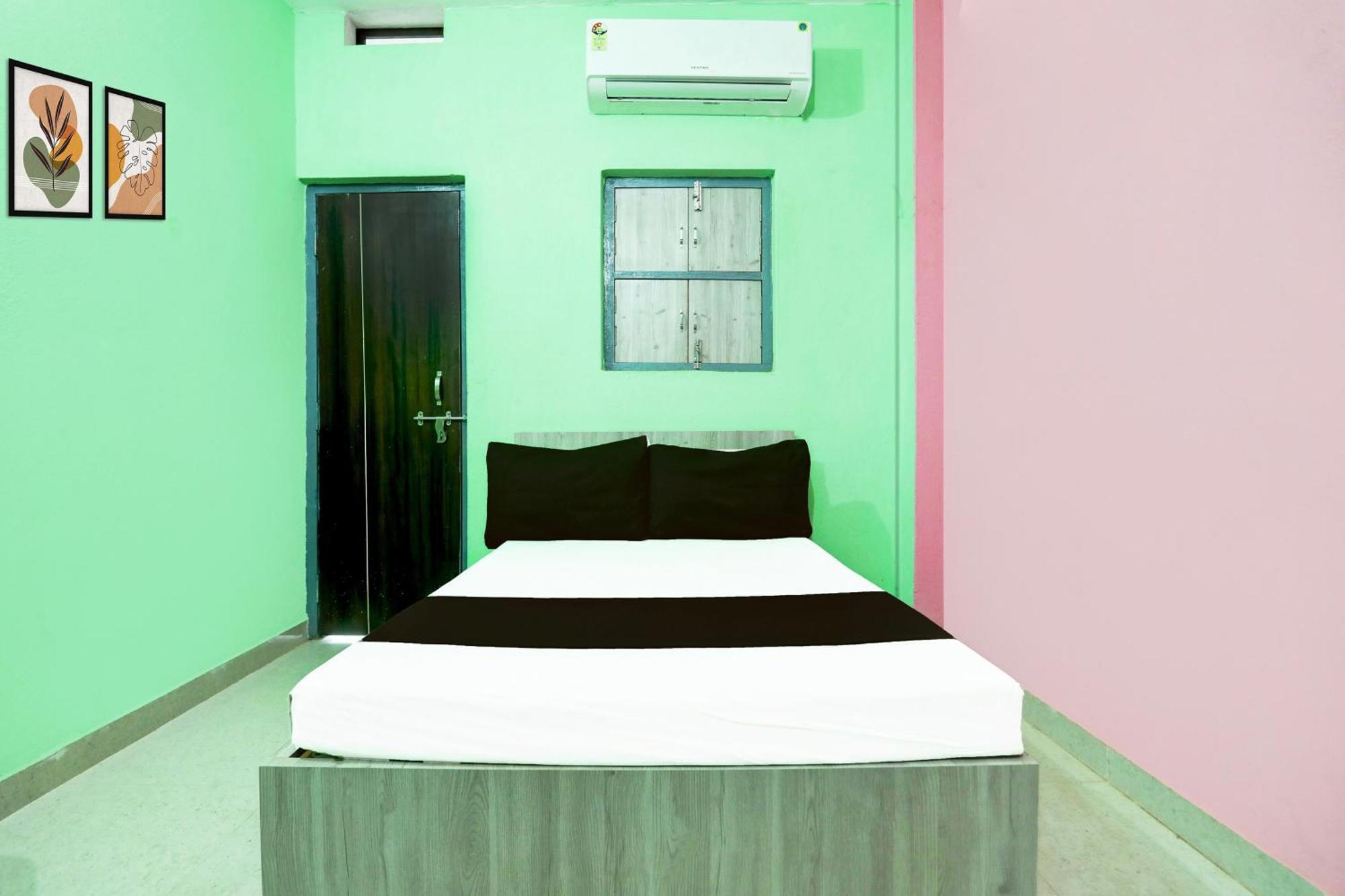 Hotel O Mochu Vatika Marriage Hall & Guest House Patna  Bagian luar foto